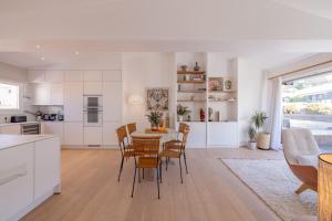 2 Bedroom Sea View penthouse apartment near La Croisette Miami Penthouse