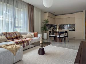 Qoople Legend 2-Bedroom Premium Apartments