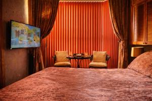 Have A Mediterranean Stay In Swansea Tonight