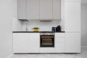 Elegant Studio Next To Westfield Arkadia In Warsaw By Noclegi Renters