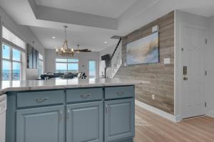 Spacious Oceanfront Beach House 5BR Sleeps 12