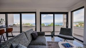 Luxury apartment Olive Garden with private pool