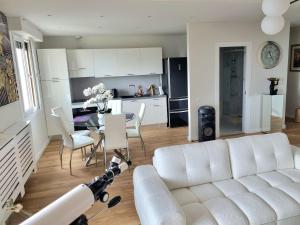 Roquebrune deLuxe 3bedrooms Sea and panoramic views
