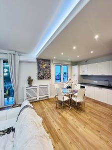 Roquebrune deLuxe 3bedrooms Sea and panoramic views