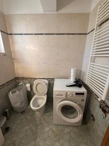 Anavyssos Garden House