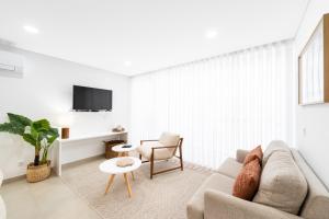 Big Waves Retreat Nazaré - By Nest & Co