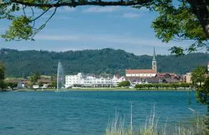 SeminarHotel am Ägerisee - Menzingen