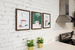 Dreamy Bright 3BR Plateau Loft with AC