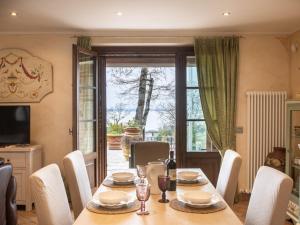 Villa Oleandra sul Lago by Interhome