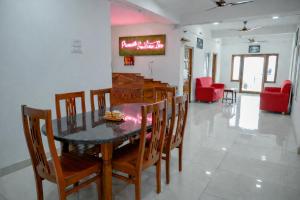 Premier SeaView Inn
