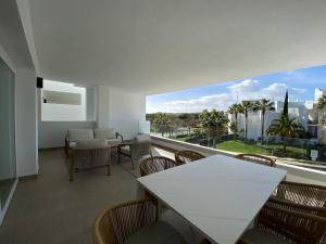 Alcazaba Lagoon 2014