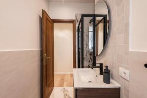 The Best Rent - Gracious apartment near Castel SantAngelo