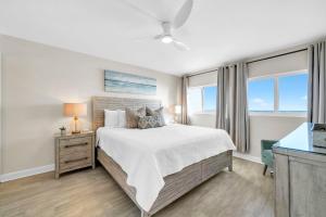 Beach House 201A - Salt Water Retreat