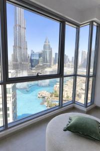 Luxury Burj Facing Apt in DT