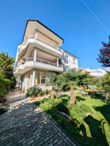 Villa with Garden and Balcony