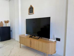 Sunny-Terrace Apartment in Los Altos