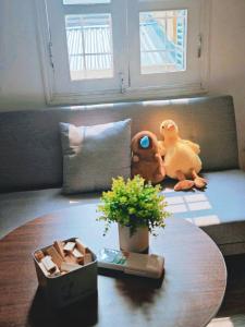 Cozy Balcony Studio near Old Quarter