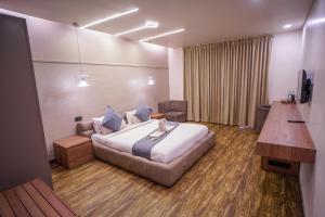 THE SLATE HOTEL - Nungambakkam, Near Khader Nawaz Khan Rd & US Consulate