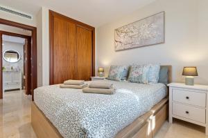 BEACH AND RELAX 3BR APT & Parking