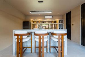 Dreamland beach stylish private pool one bedroom villa near Atmos Spa