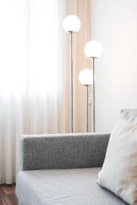 Urban Retreat with Balcony, Bright and Central Porto