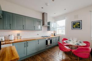 Stunning flat 5 mins from Tube