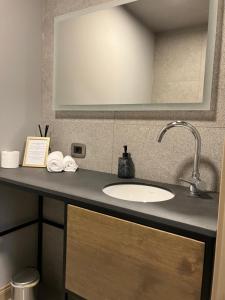 SUNFLOW Luxury Suites