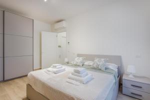 Appartamenti Via Emilia 11