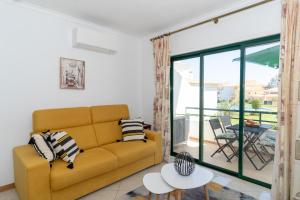 #310 Family Apartment Pool & Beach Nearby