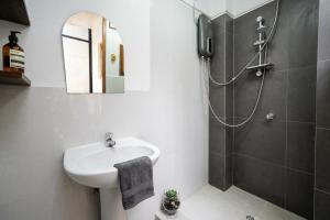 Casa premium - Jacuzzi, quincho y parque privado