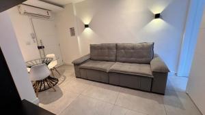 Apartment 1 min from Copacabana Beach!