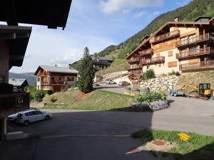 Agréable appartement T3 en mezzanine, 4 pers, proche des pistes, Wifi, terrasse, services disponibles - FR-1-342-279
