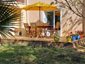 Maison familiale pour 10, 300m de la plage, jardin