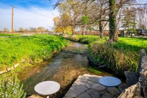 Finest Retreats - Mill Barn By The Stream