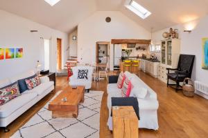 Finest Retreats - Mill Barn By The Stream