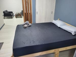1 bed 9 mins walk from beach
