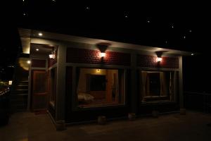 The Windbloom - Himalayan Farm Stay