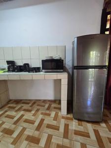 Roca Verde - Cabaña entre árboles