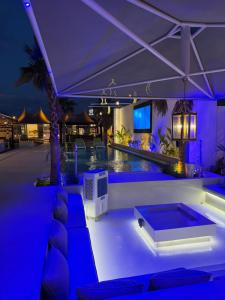 Royal Victoria by Checkin Travel