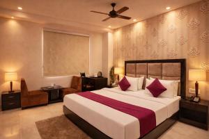 Hotel Atlantiis Suites Near Temple Varanasi