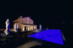 Luxury Villa -Private SPA, Jacuzzi, Infinity Pool-