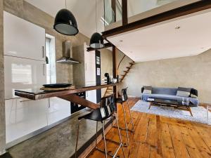Modern Central Loft by Lisbon Village Apartments
