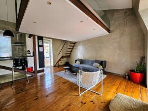 Modern Central Loft by Lisbon Village Apartments