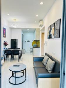 YourHomes Sunrise city view