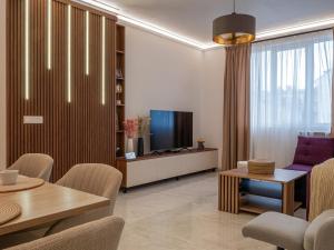 New High End Modern Bright 2BR Top Center Sofia