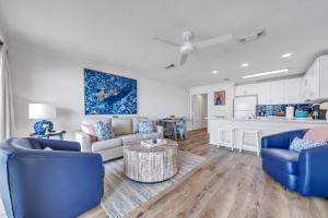 Coral Reef 25 - Coral Reef Retreat