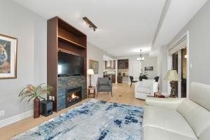 Finlayson Reach Luxury Bear Mountain Condo Views Patio & Amenities