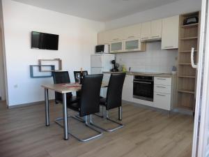 Holiday apartment in Punat with loggia, air conditioning, WiFi, washing machine 4534-1