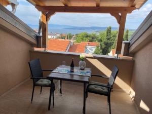 Apartment in Punat with sea view, terrace, air conditioning, W-LAN 4534-2