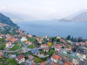 Larius Apartment-Residence with Pool on Lake Como